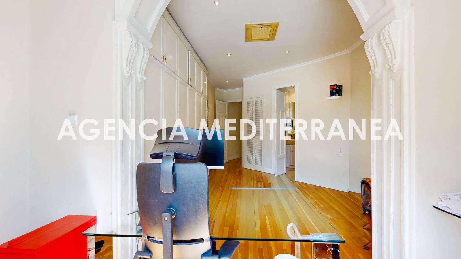 5 Zimmer Büro zu vermieten in Valencia Stadt - 2.300 € (Ref: 9686538)