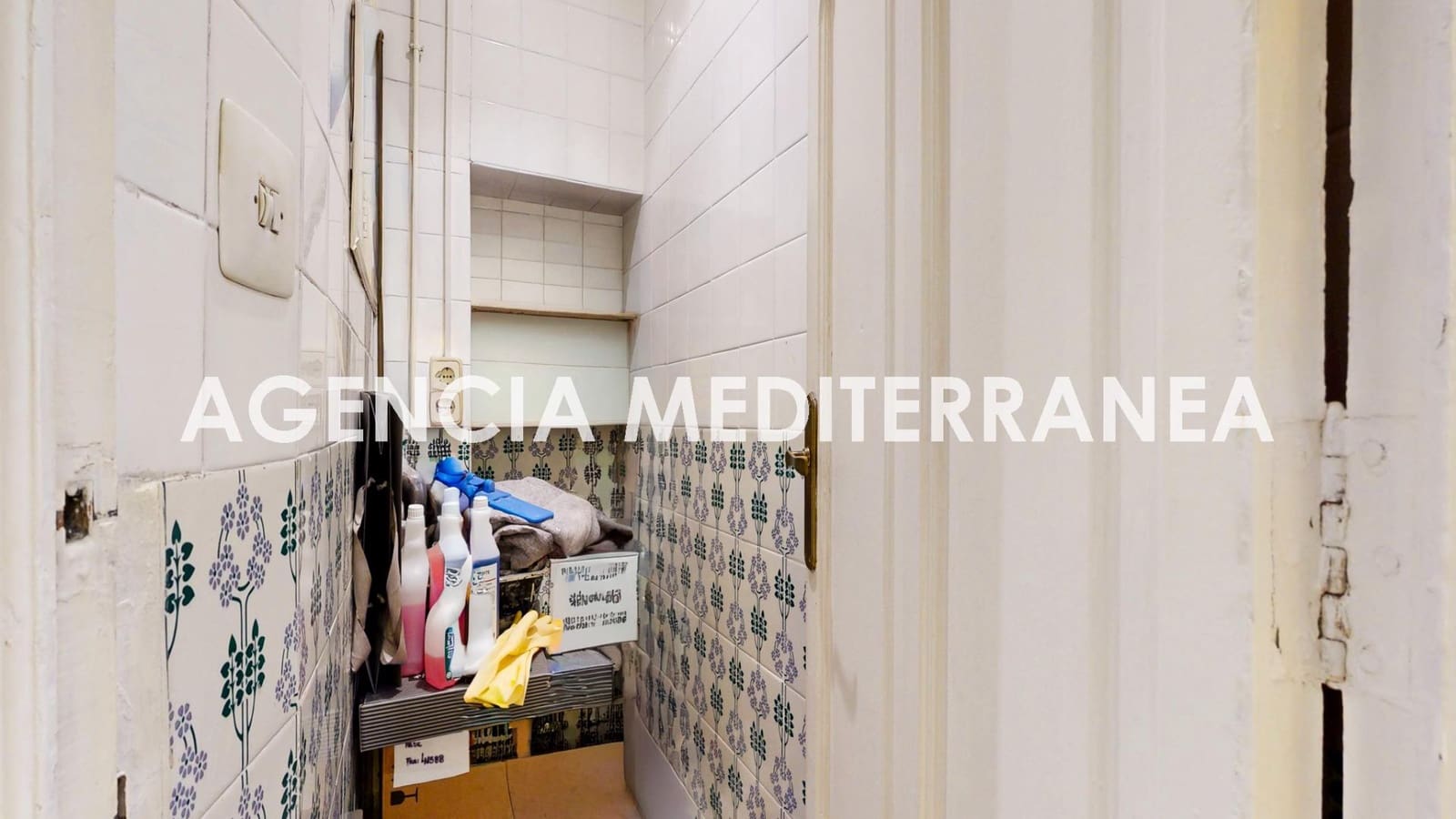 5 Zimmer Büro zu vermieten in Valencia Stadt - 2.300 € (Ref: 9686538)