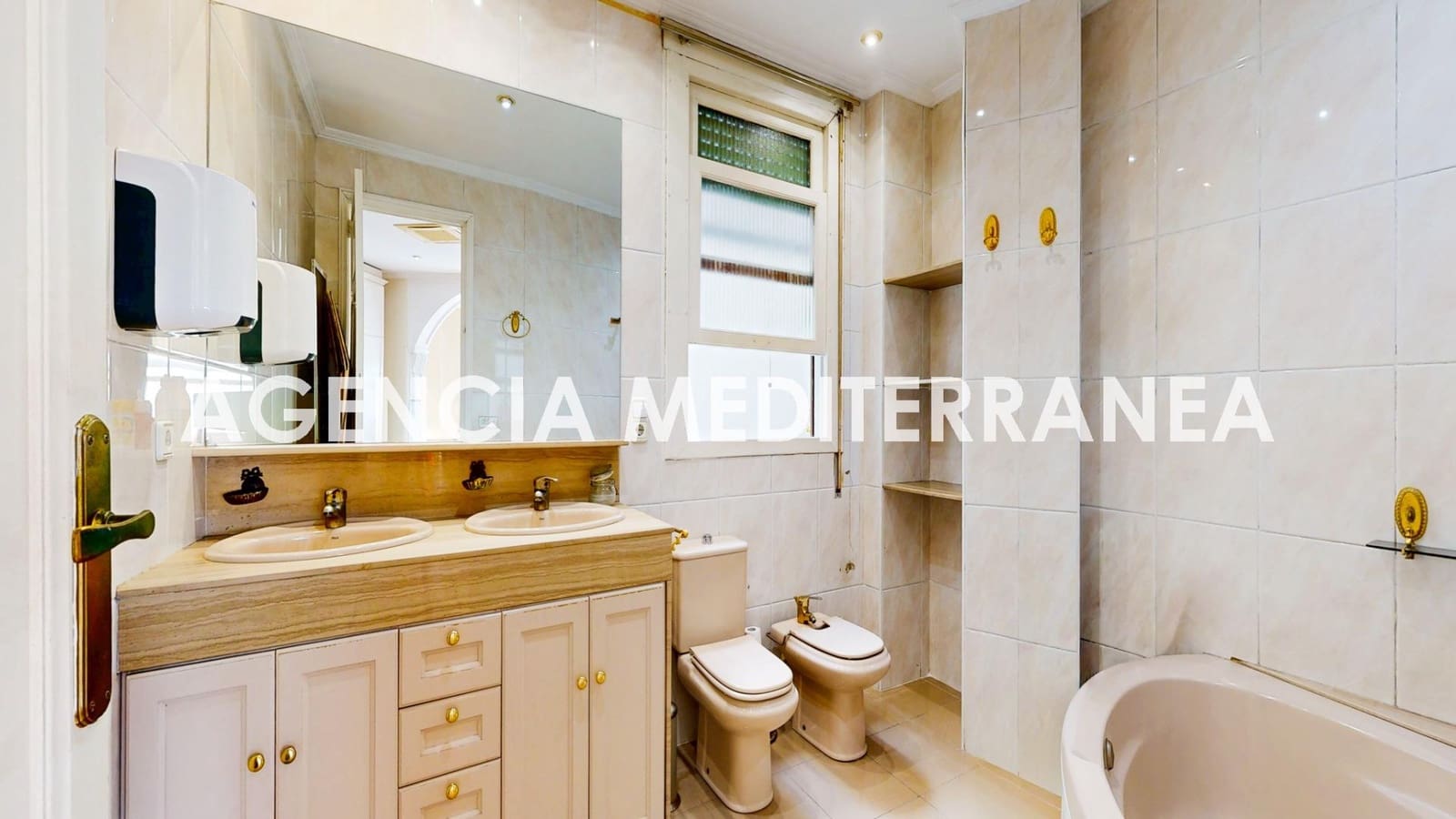 5 Zimmer Büro zu vermieten in Valencia Stadt - 2.300 € (Ref: 9686538)