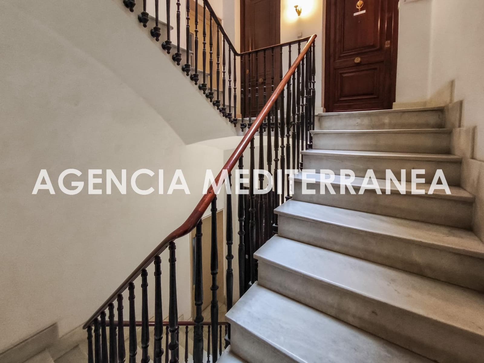 5 Zimmer Büro zu vermieten in Valencia Stadt - 2.300 € (Ref: 9686538)