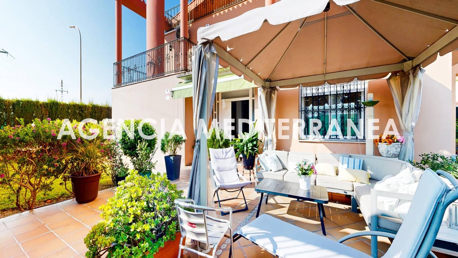 5 bedroom Villa for sale in Puig with pool garage - € 970,000 (Ref: 9701714)