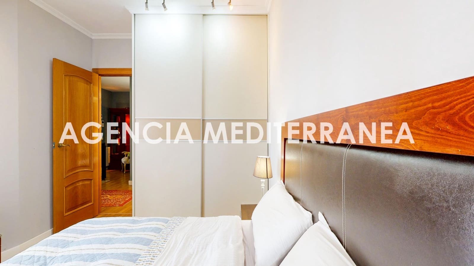 5 bedroom Villa for sale in Puig with pool garage - € 970,000 (Ref: 9701714)