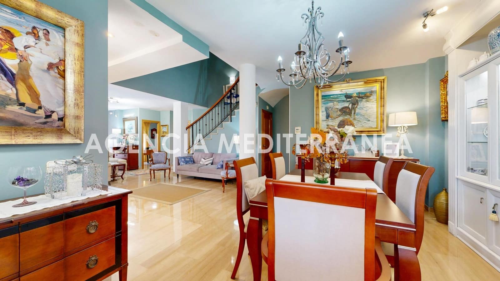 5 bedroom Villa for sale in Puig with pool garage - € 899,000 (Ref: 9701714)