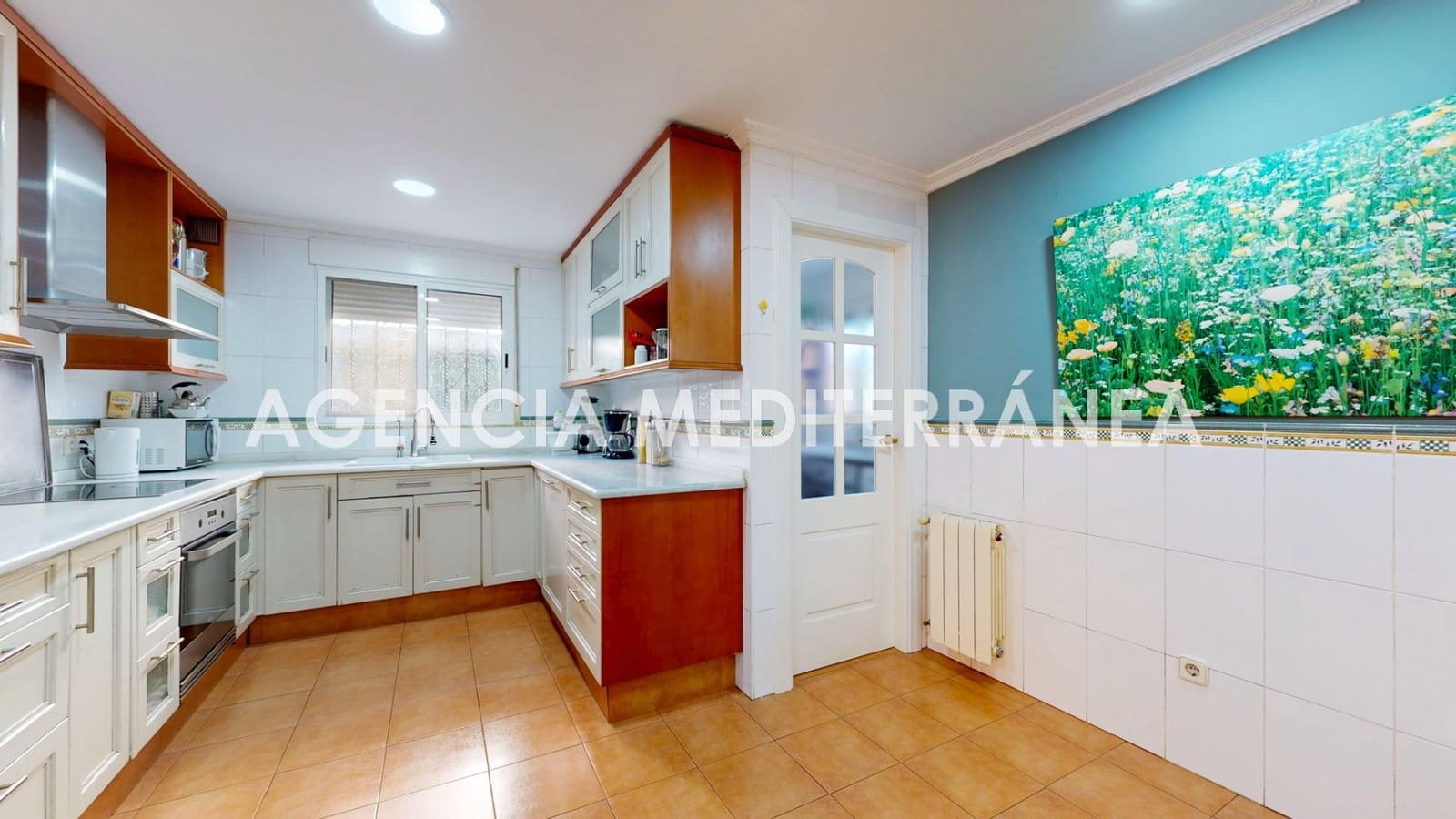 5 bedroom Villa for sale in Puig with pool garage - € 899,000 (Ref: 9701714)