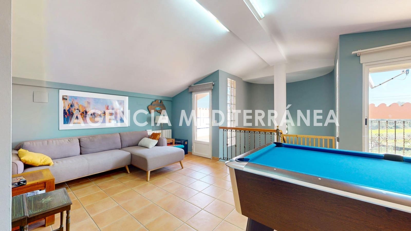 5 bedroom Villa for sale in Puig with pool garage - € 899,000 (Ref: 9701714)