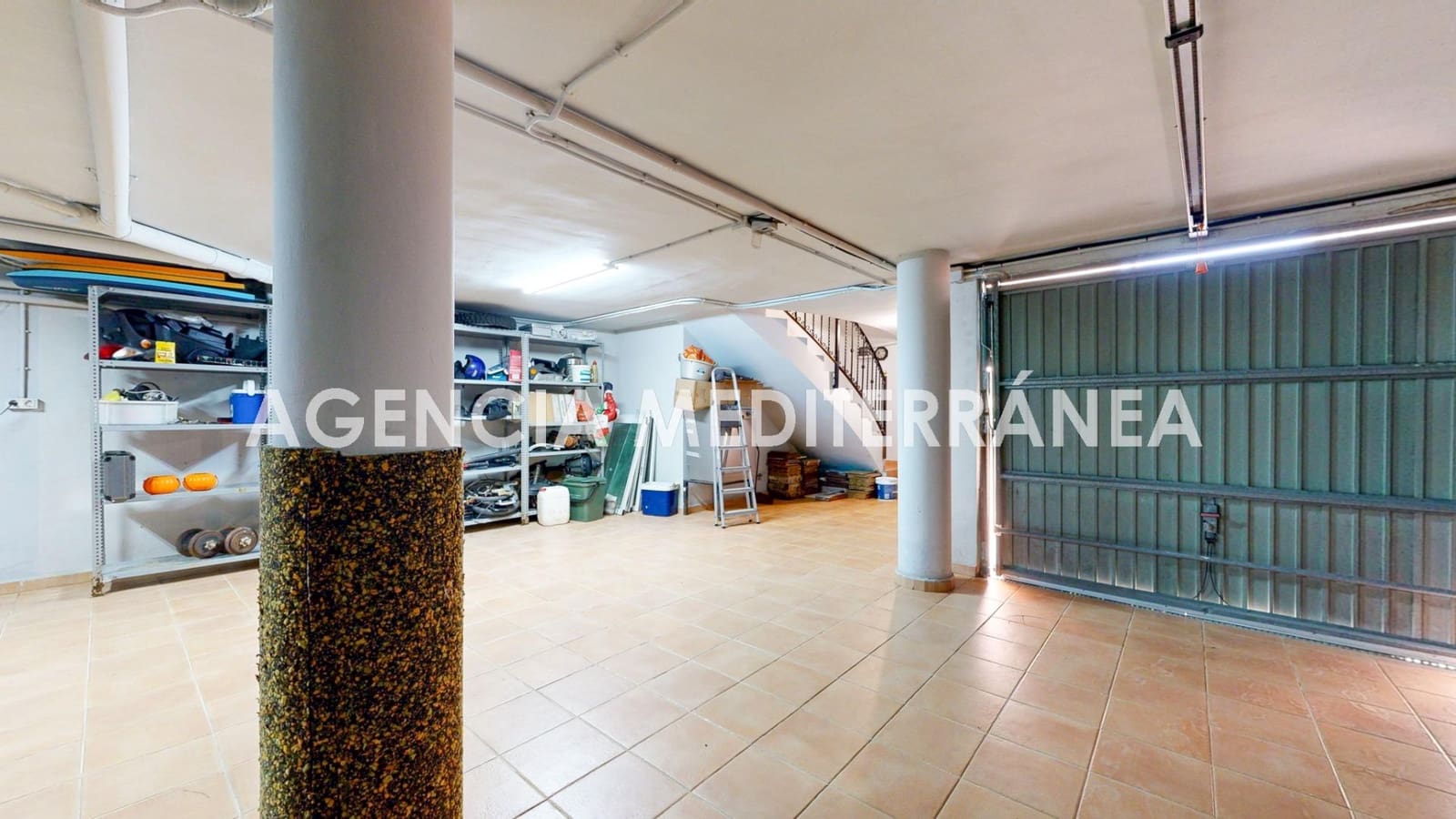 5 bedroom Villa for sale in Puig with pool garage - € 899,000 (Ref: 9701714)