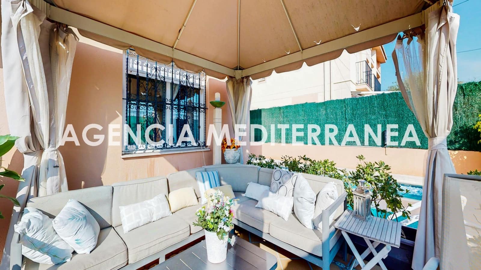 5 bedroom Villa for sale in Puig with pool garage - € 899,000 (Ref: 9701714)