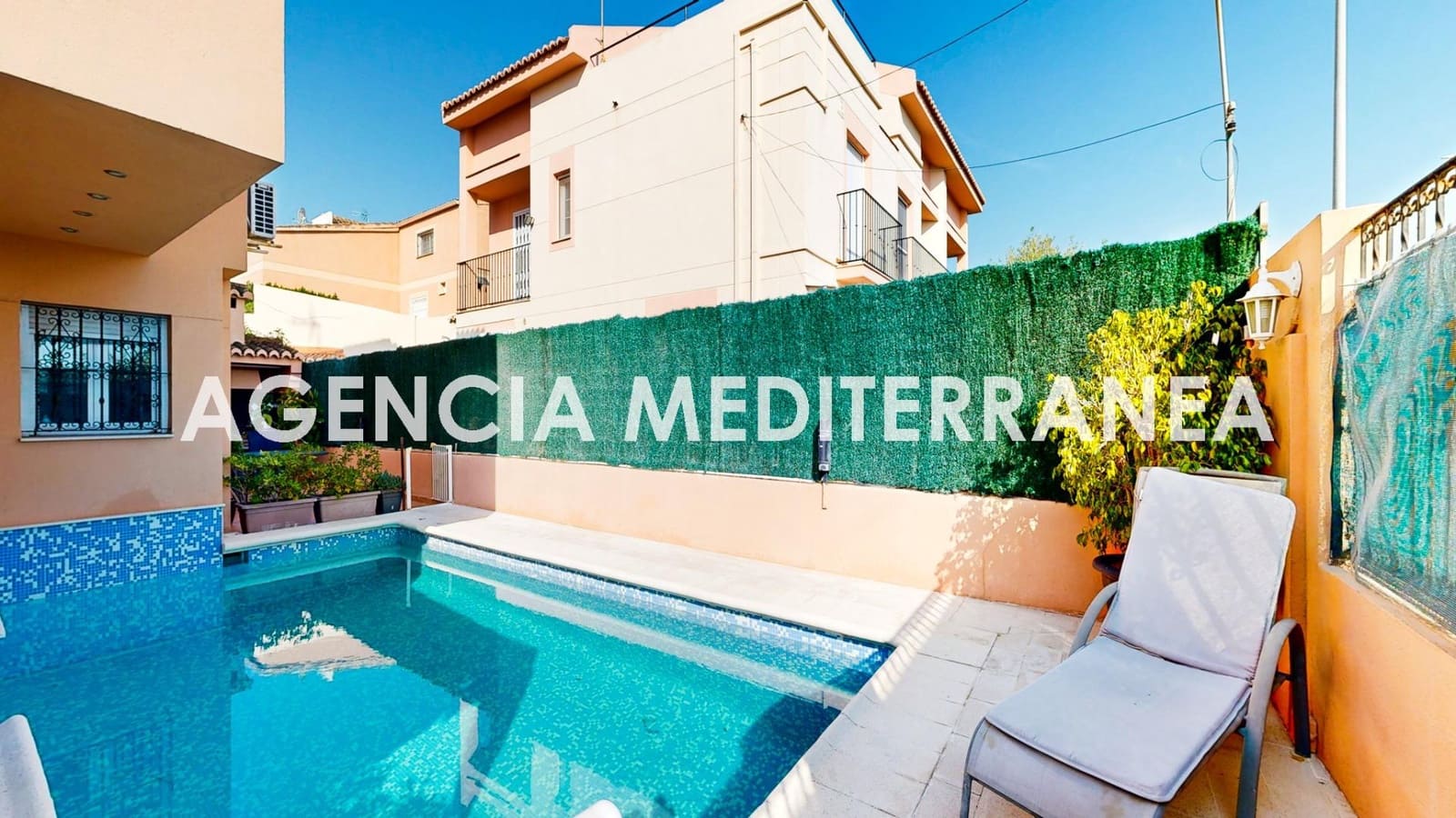 5 bedroom Villa for sale in Puig with pool garage - € 899,000 (Ref: 9701714)