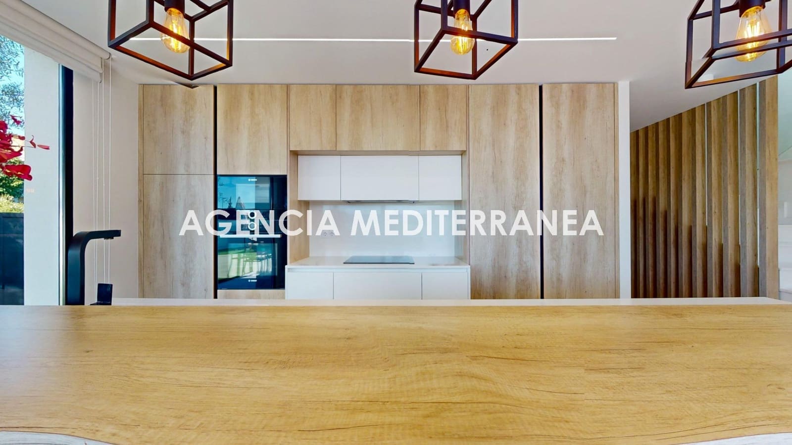 4 quarto Moradia para venda em La Pobla de Vallbona com piscina garagem - 769 000 € (Ref: 9712057)