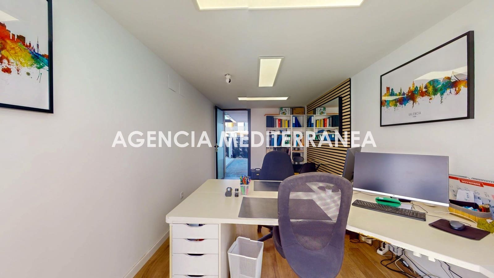 4 quarto Moradia para venda em La Pobla de Vallbona com piscina garagem - 769 000 € (Ref: 9712057)