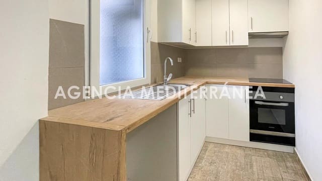 5 soverom Leilighet til leie i Burjassot - € 325 (Ref: 9712061)