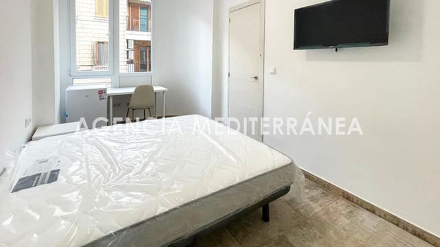 5 sovrum Lägenhet att hyra i Burjassot - 325 € (Ref: 9712061)