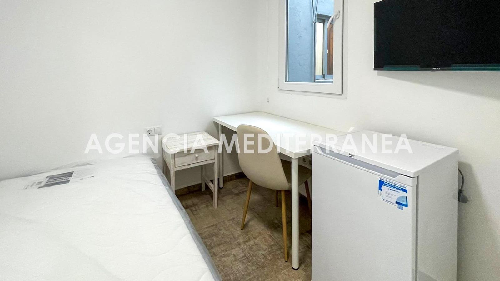 5 soveværelse Lejlighed til leje i Burjassot - € 325 (Ref: 9712061)