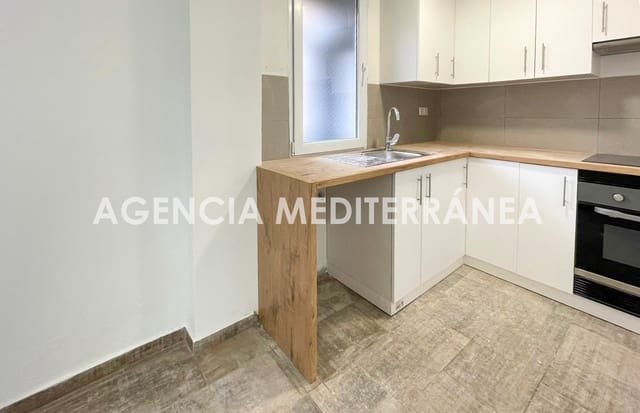 5 soverom Leilighet til leie i Burjassot - € 325 (Ref: 9712061)
