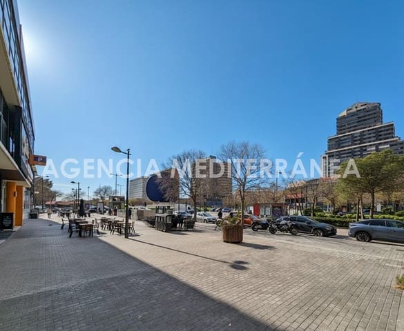 3 sypialnia Mieszkanie na sprzedaż w Sant Pau, Miasto Walencja z basenem garażem - 525 000 € (Ref: 9714998)