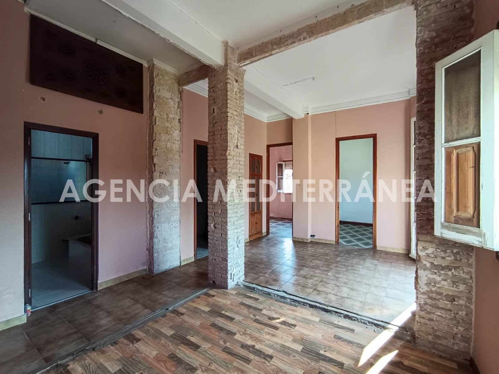 2 soveværelse Lejlighed til salg i Valencia by - € 378.000 (Ref: 9714999)