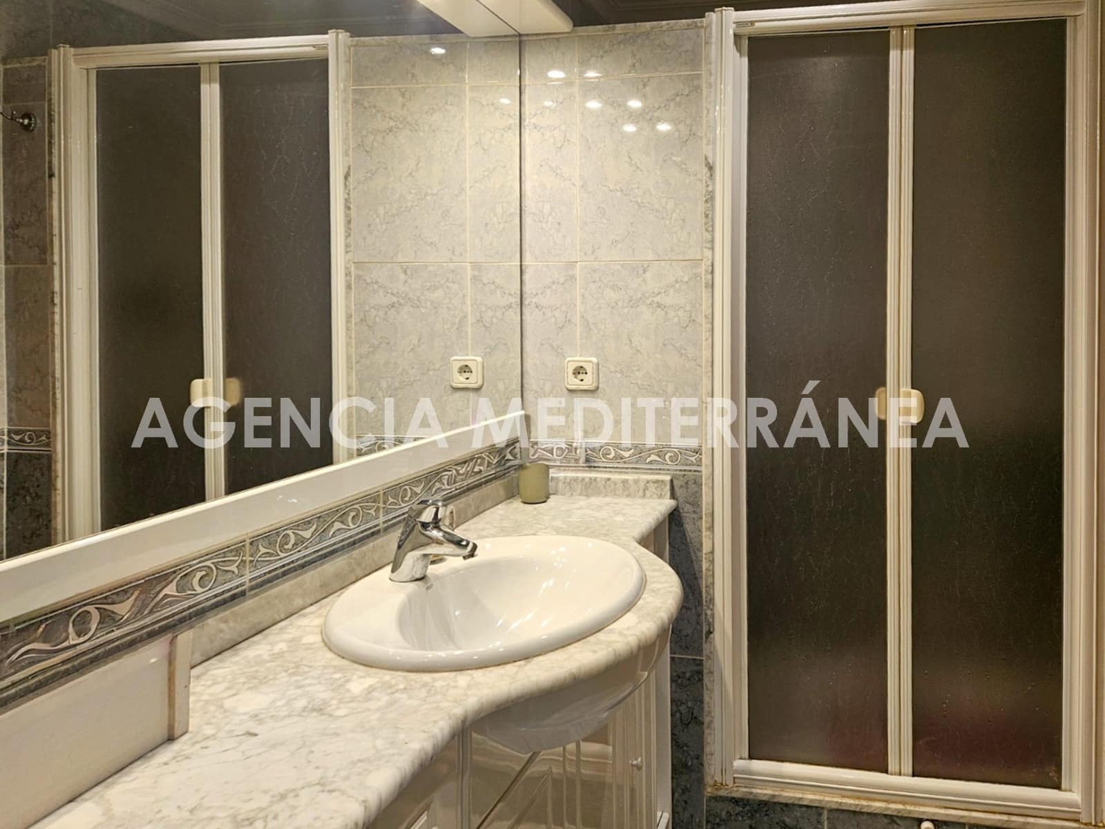 3 soveværelse Lejlighed til salg i Valencia by med garage - € 450.000 (Ref: 9726737)