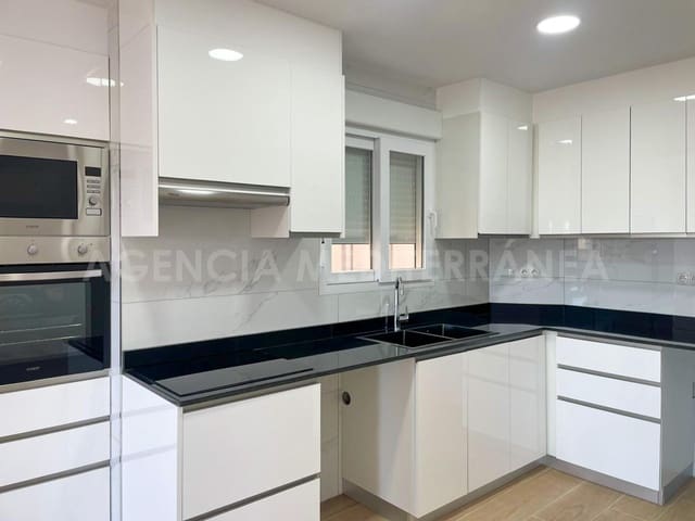 3 slaapkamer Flat te koop in Nou Moles, Valencia stad - € 320.000 (Ref: 9726739)