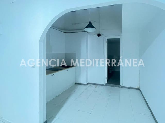 2 bedroom Commercial for sale in Cabanyal-Canyamelar, Valencia city - € 179,000 (Ref: 9726740)