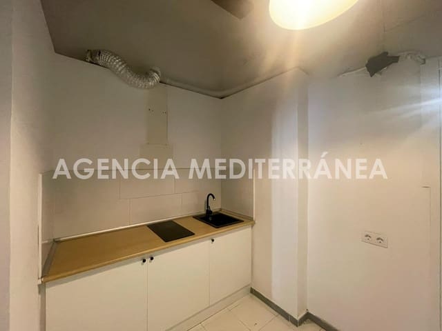 2 quarto Comercial para venda em Cabanyal-Canyamelar, Valência cidade - 169 900 € (Ref: 9726740)
