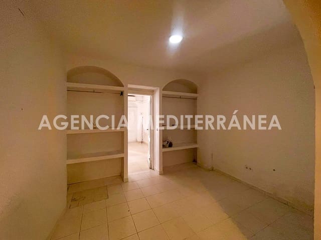 2 quarto Comercial para venda em Cabanyal-Canyamelar, Valência cidade - 169 900 € (Ref: 9726740)
