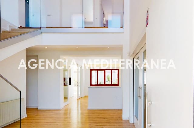 6 Zimmer Villa zu verkaufen in La Pobla de Vallbona mit Pool Garage - 730.000 € (Ref: 9732224)