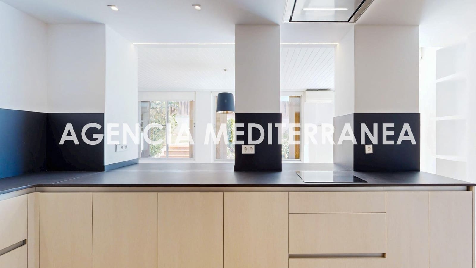 6 bedroom Villa for sale in La Pobla de Vallbona with pool garage - € 730,000 (Ref: 9732224)