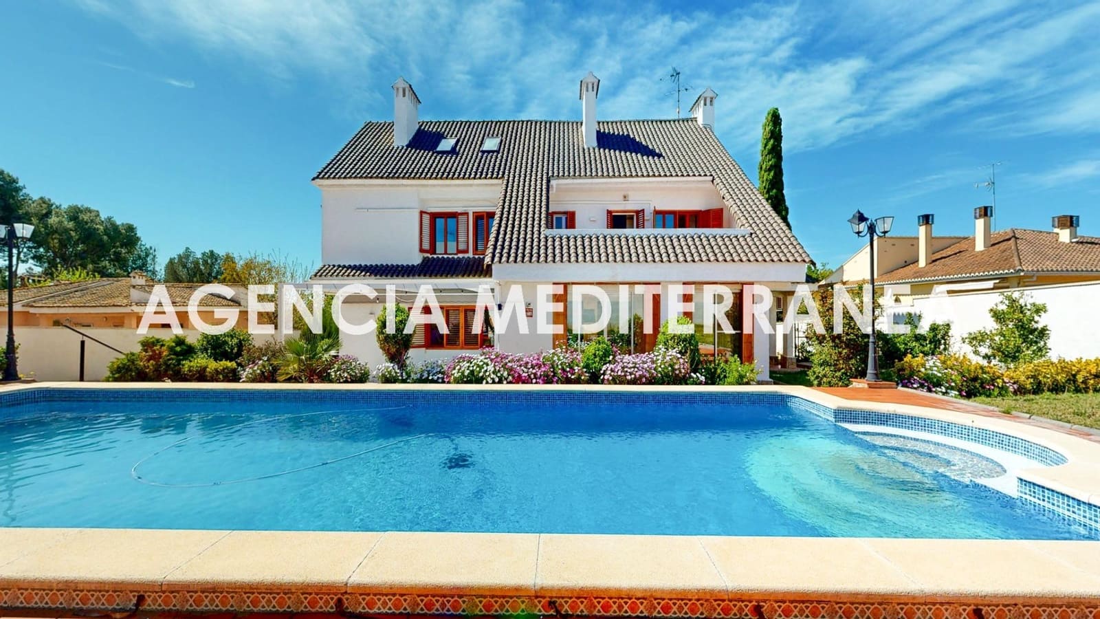 6 bedroom Villa for sale in La Pobla de Vallbona with pool garage - € 730,000 (Ref: 9732224)