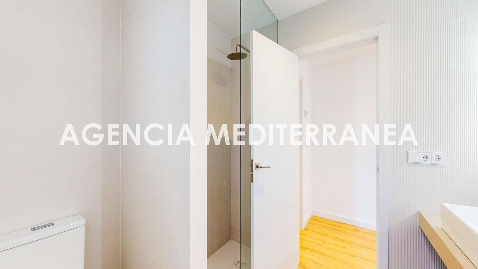 6 bedroom Villa for sale in La Pobla de Vallbona with pool garage - € 730,000 (Ref: 9732224)