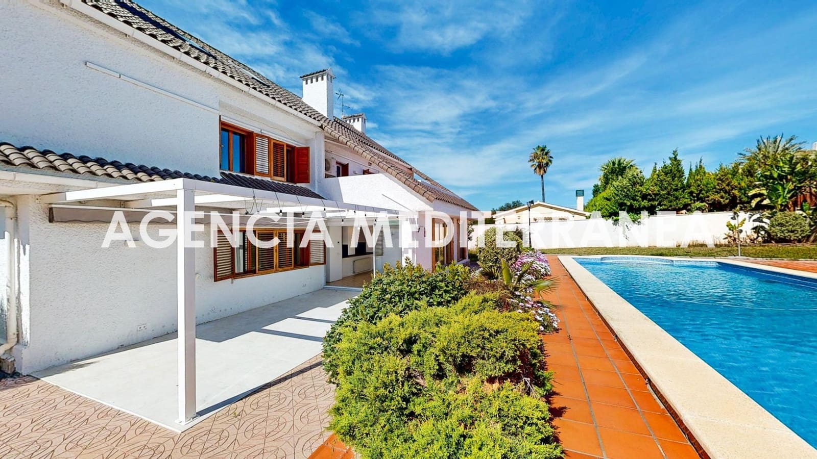 6 bedroom Villa for sale in La Pobla de Vallbona with pool garage - € 730,000 (Ref: 9732224)