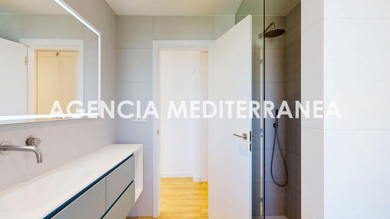 6 bedroom Villa for sale in La Pobla de Vallbona with pool garage - € 730,000 (Ref: 9732224)