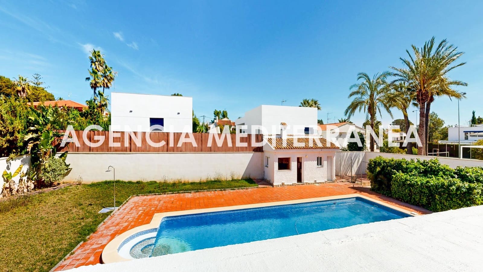 6 bedroom Villa for sale in La Pobla de Vallbona with pool garage - € 730,000 (Ref: 9732224)