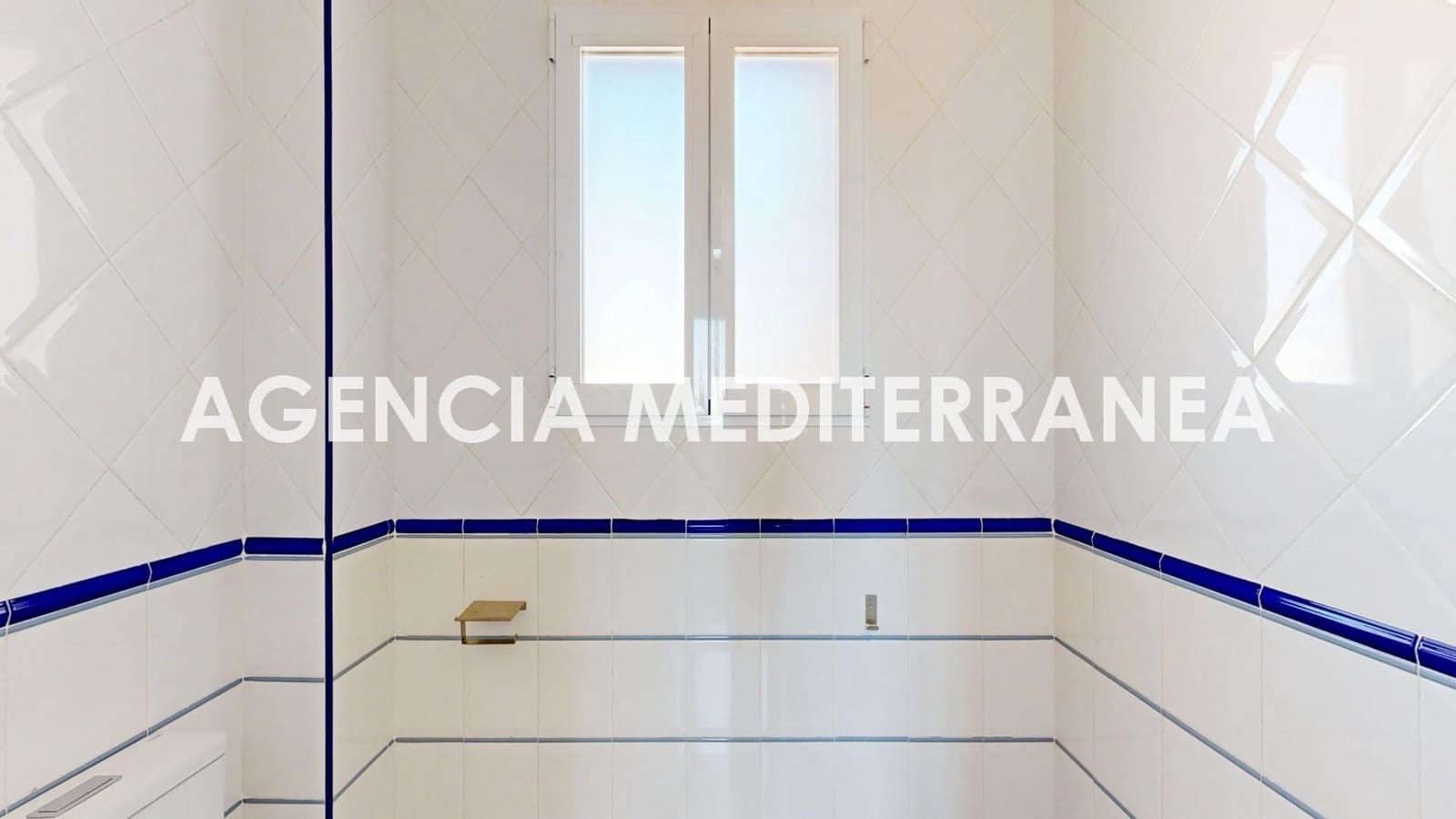 6 bedroom Villa for sale in La Pobla de Vallbona with pool garage - € 730,000 (Ref: 9732224)