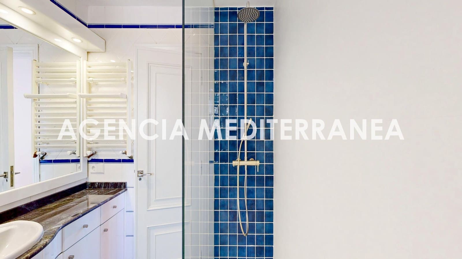 6 bedroom Villa for sale in La Pobla de Vallbona with pool garage - € 730,000 (Ref: 9732224)