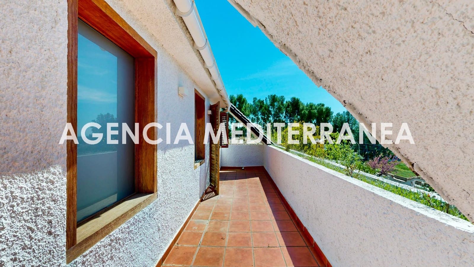 6 bedroom Villa for sale in La Pobla de Vallbona with pool garage - € 730,000 (Ref: 9732224)