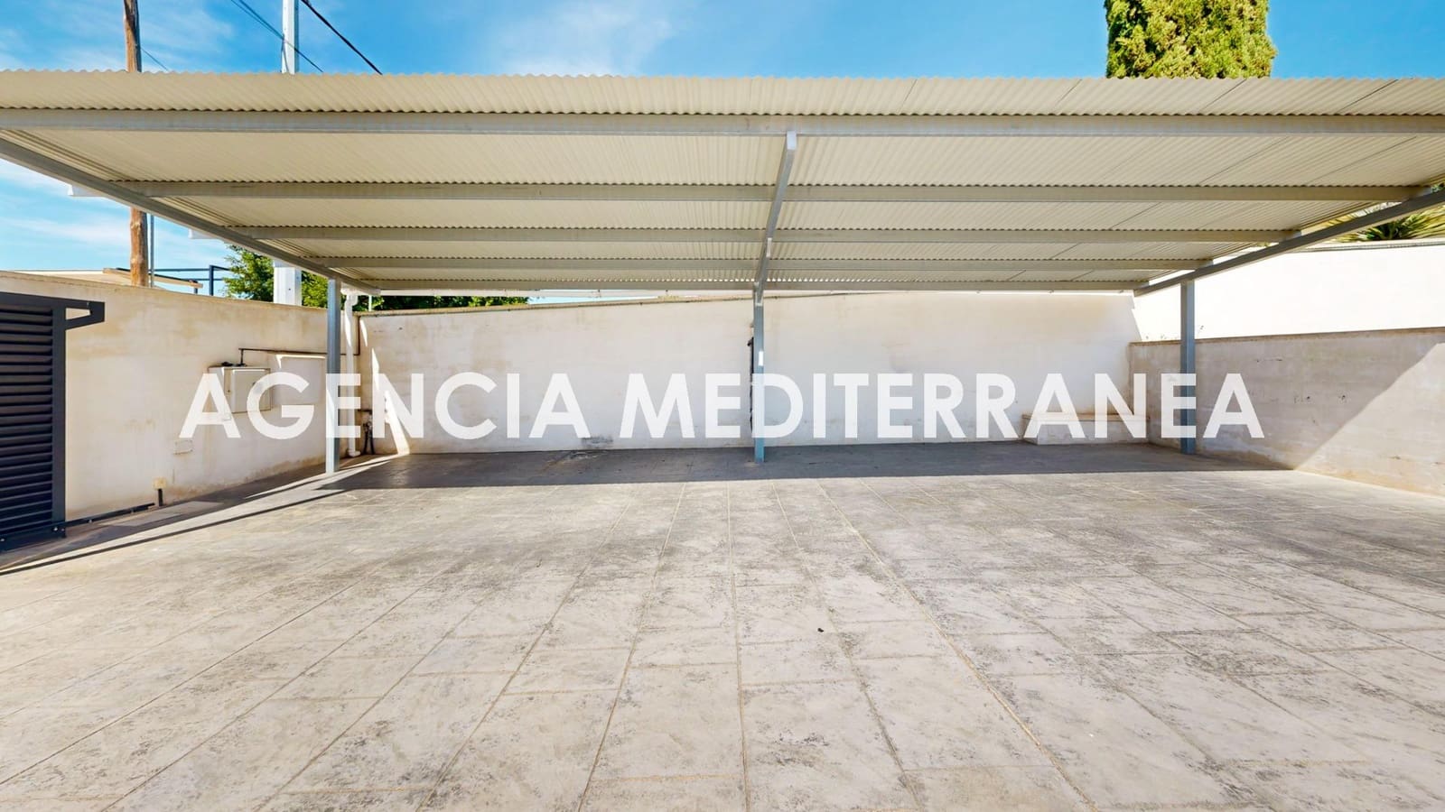 6 bedroom Villa for sale in La Pobla de Vallbona with pool garage - € 730,000 (Ref: 9732224)