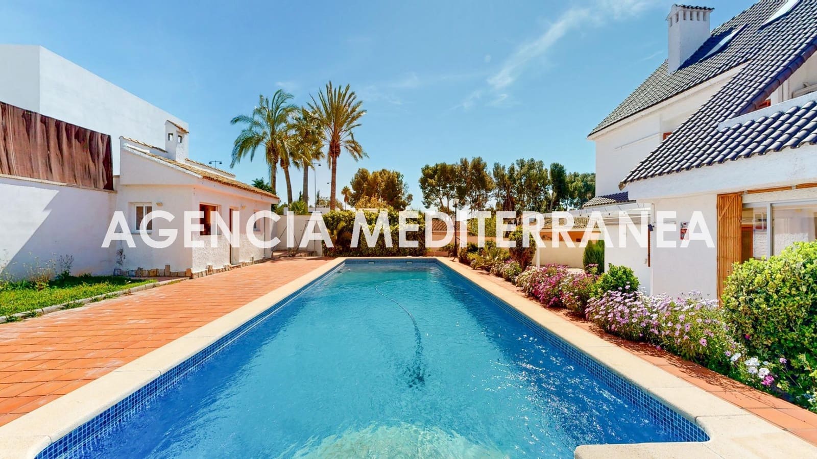 6 bedroom Villa for sale in La Pobla de Vallbona with pool garage - € 730,000 (Ref: 9732224)