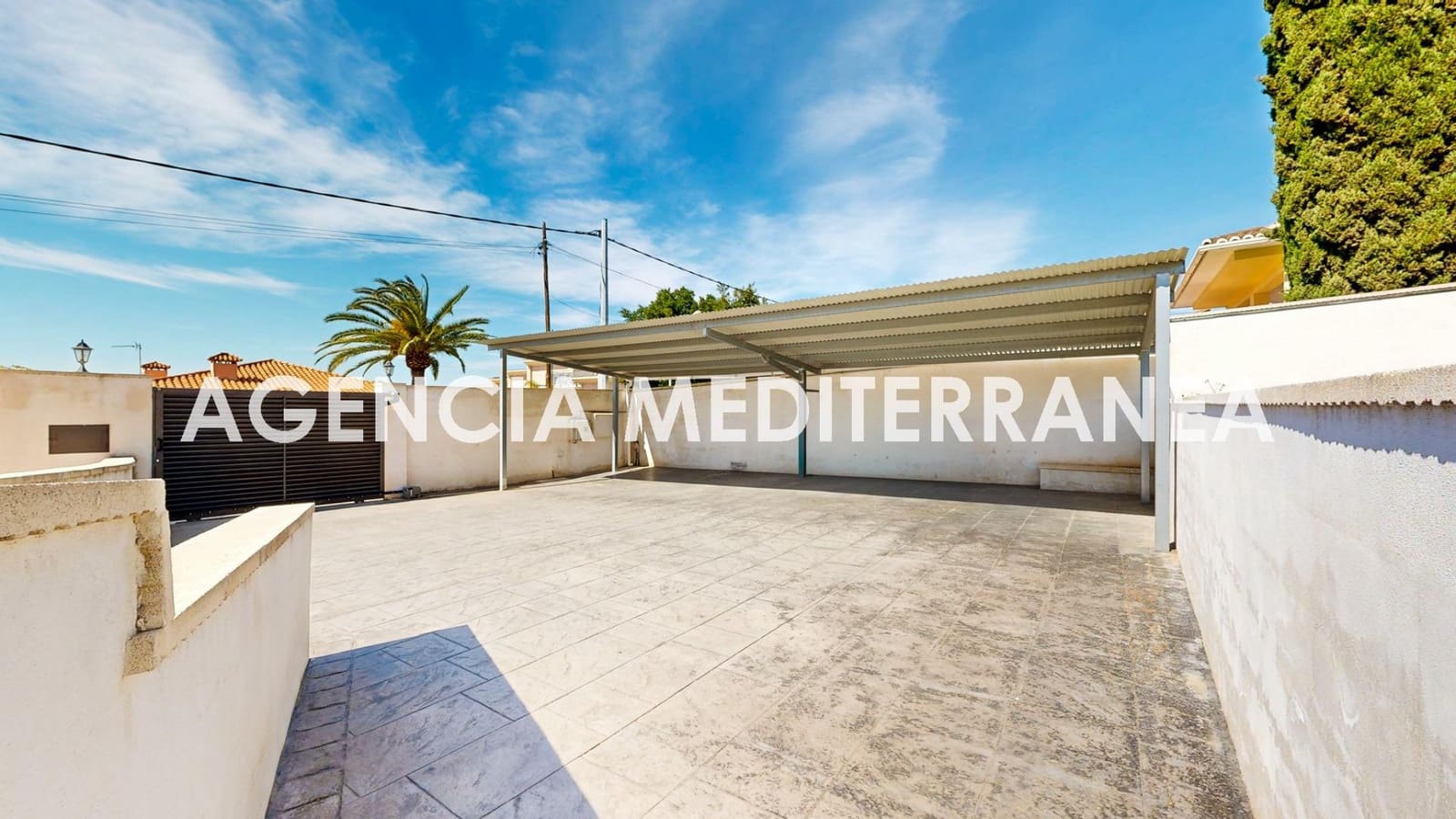 6 bedroom Villa for sale in La Pobla de Vallbona with pool garage - € 730,000 (Ref: 9732224)