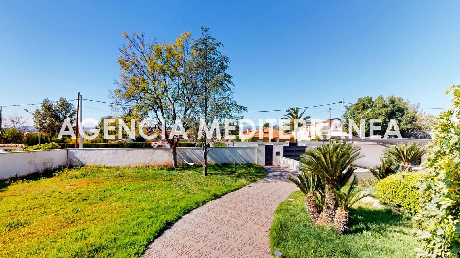 6 bedroom Villa for sale in La Pobla de Vallbona with pool garage - € 730,000 (Ref: 9732224)