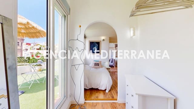 2 soverom Penthouse til salgs i Russafa, Valencia by - € 580 000 (Ref: 9755808)