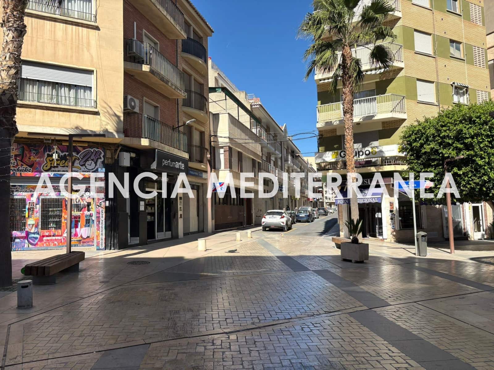 1 slaapkamer Commercieel te huur in Lliria - € 700 (Ref: 9755810)