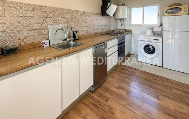 2 makuuhuone Kattohuoneisto vuokrattavana paikassa Russafa, Valencia kaupunki - 1 800 € (Ref: 9762063)