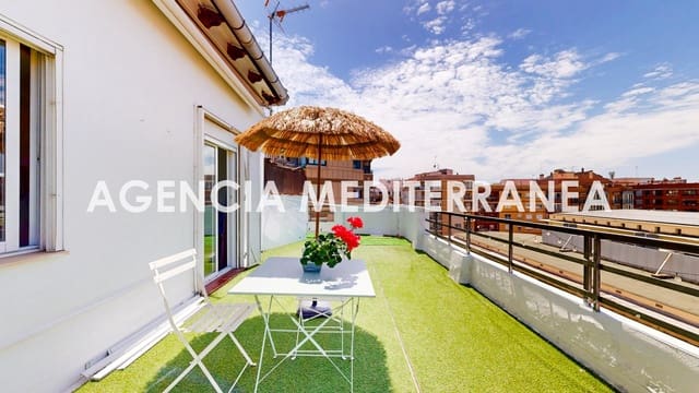 2 soveværelse Penthouse til leje i Russafa, Valencia by - € 1.800 (Ref: 9762063)