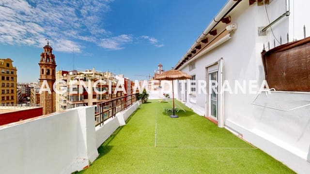 2 soveværelse Penthouse til leje i Russafa, Valencia by - € 1.800 (Ref: 9762063)