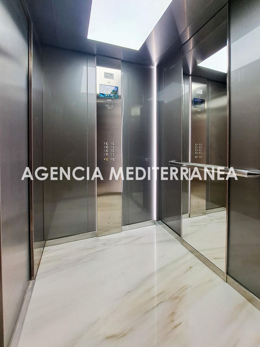 Piso de 2 habitaciones en València ciudad en alquiler con piscina garaje - 1.950 € (Ref: 9778261)