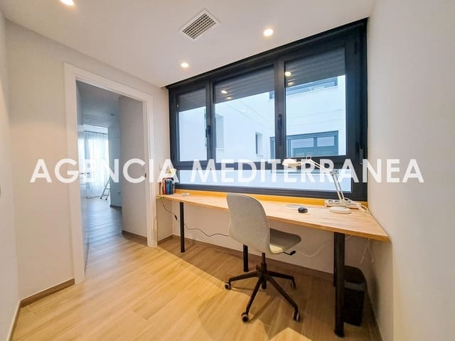 Piso de 2 habitaciones en Nou Moles, València ciudad en alquiler con piscina garaje - 1.950 € (Ref: 9778261)