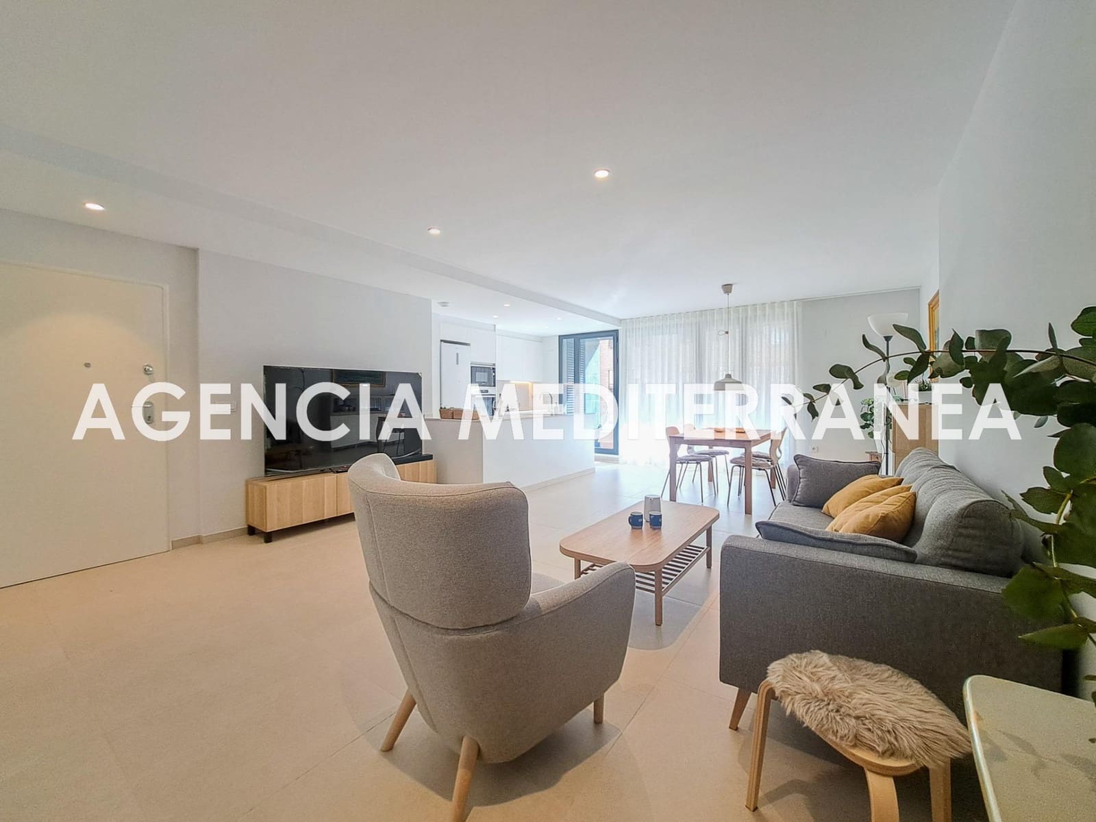 Piso de 2 habitaciones en València ciudad en alquiler con piscina garaje - 1.950 € (Ref: 9778261)