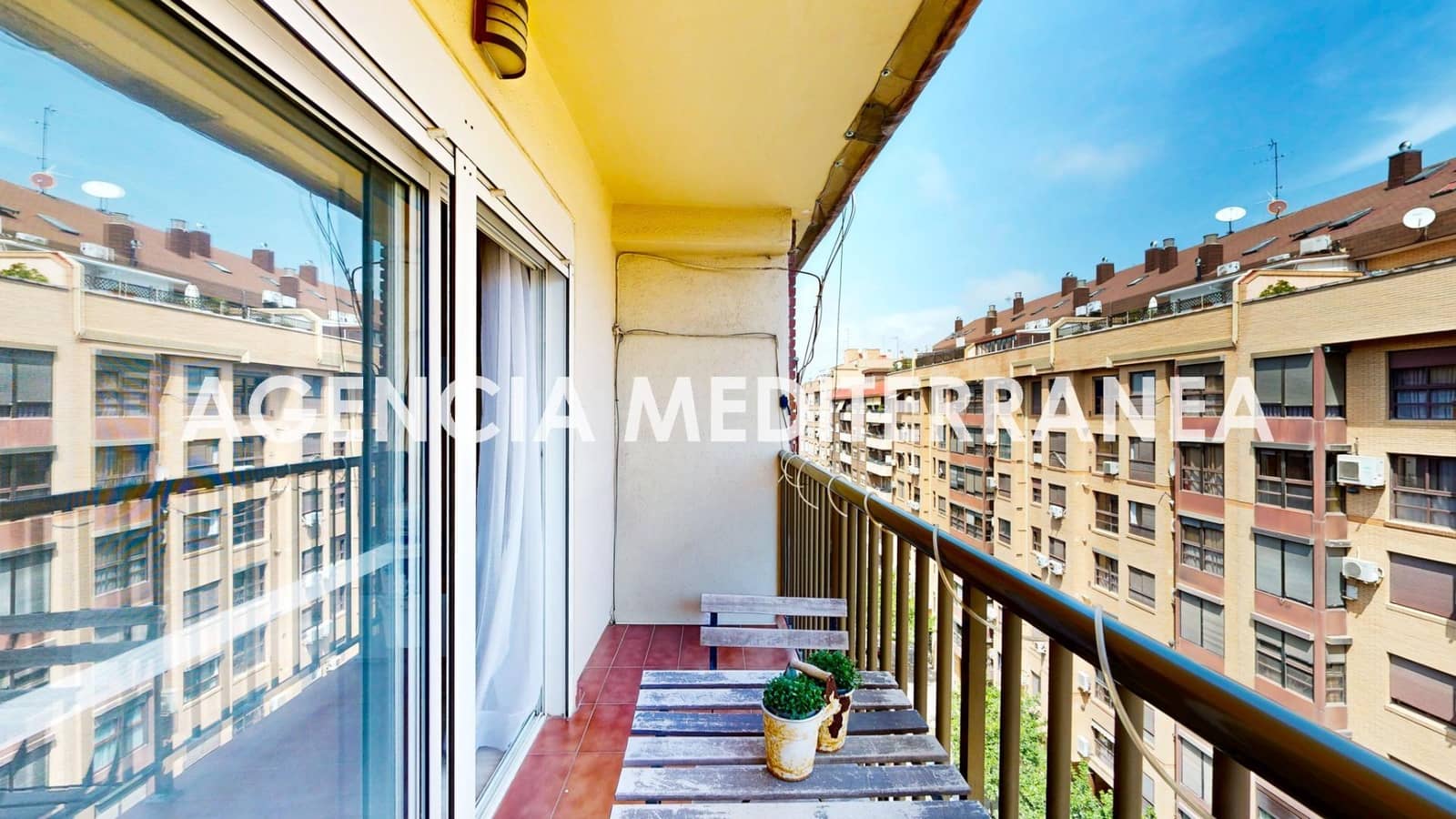 3 sovrum Lägenhet till salu i Valencia stad - 310 000 € (Ref: 9799385)