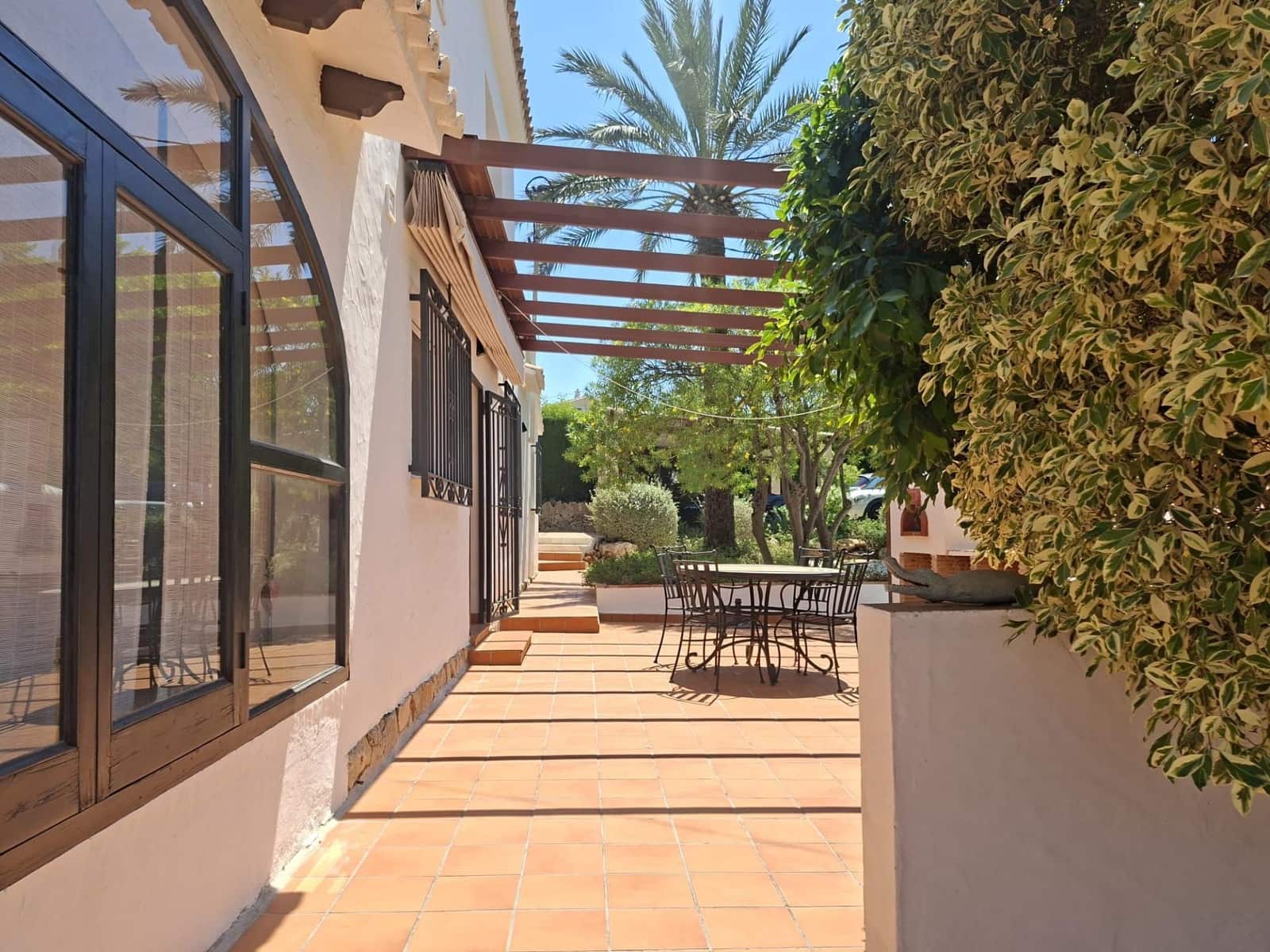 3 makuuhuone Huvila myytävänä paikassa Denia - 860 000 € (Ref: 9799387)