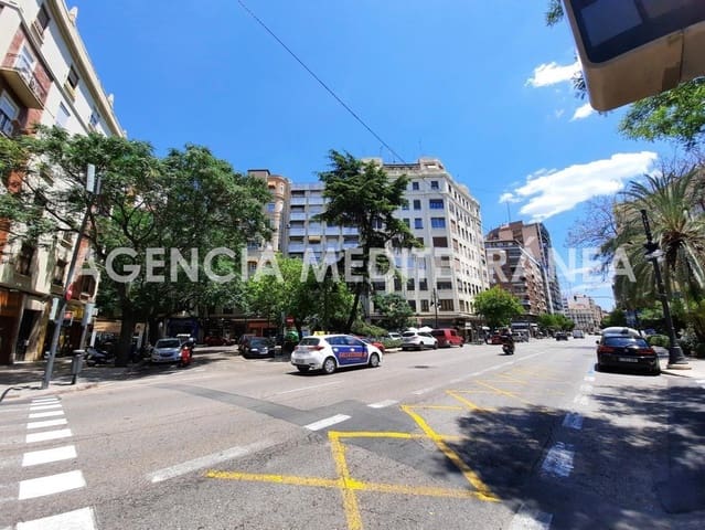 3 sypialnia Mieszkanie na sprzedaż w Arrancapins, Miasto Walencja - 425 000 € (Ref: 9804386)